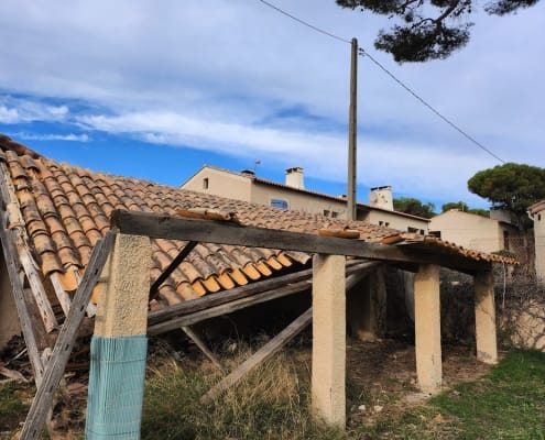 toiture écroulée à sausset-les-pins toiture écroulée à sausset-les-pins avant reconstruction