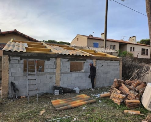 reconstruction toiture écroulée à sausset-les-pins reconstruction toiture écroulée avec nouvelle charpente